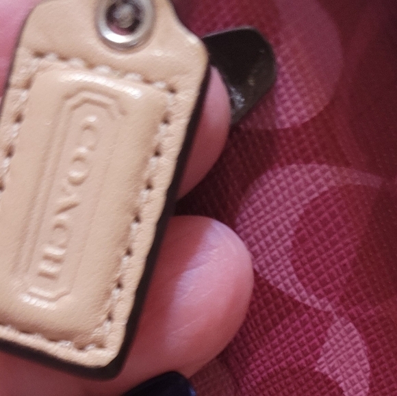 Coach wristlet - Picture 4 of 6